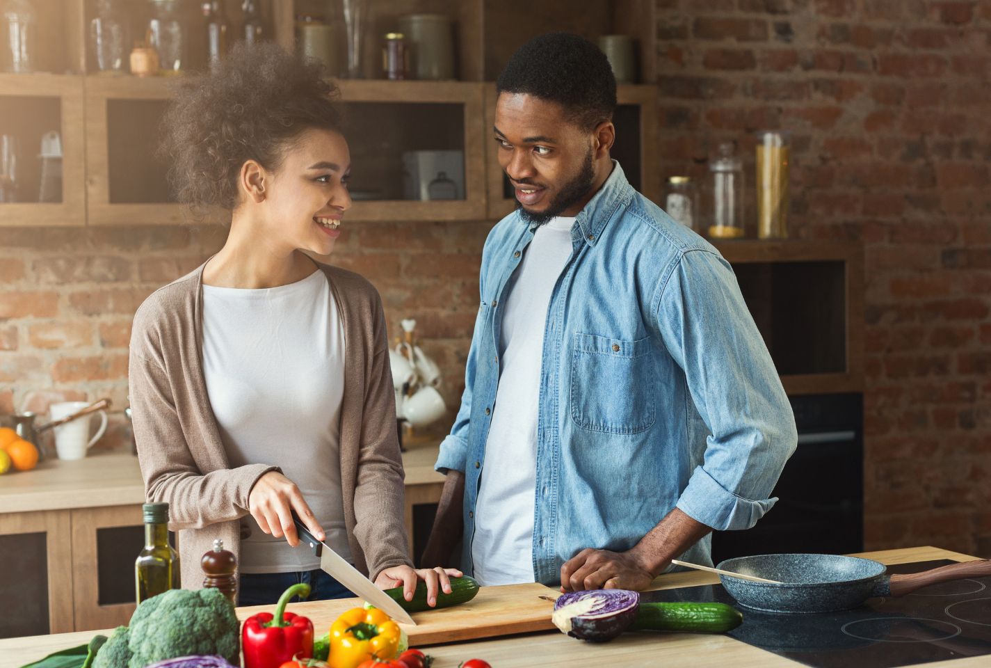 10 Significant Benefits of Couples Cooking Together